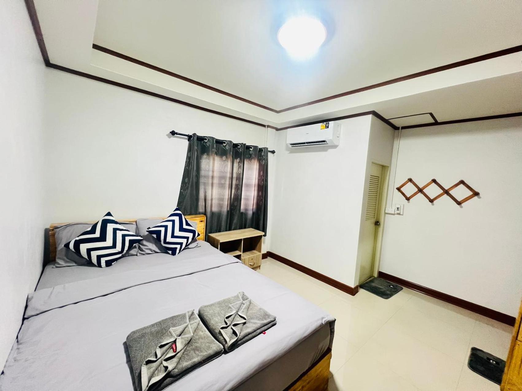 Lungwang Guest House Ban Rak Thai Exterior foto