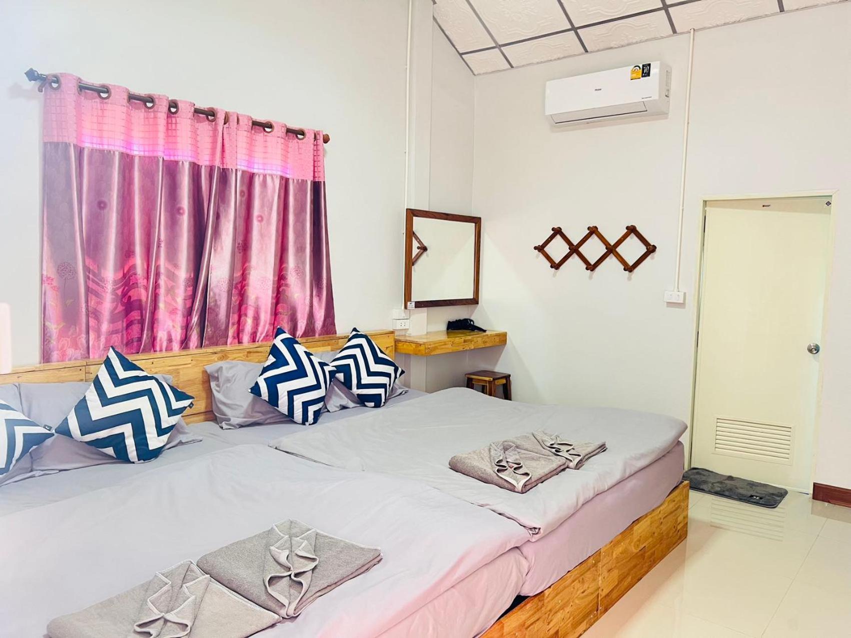 Lungwang Guest House Ban Rak Thai Exterior foto