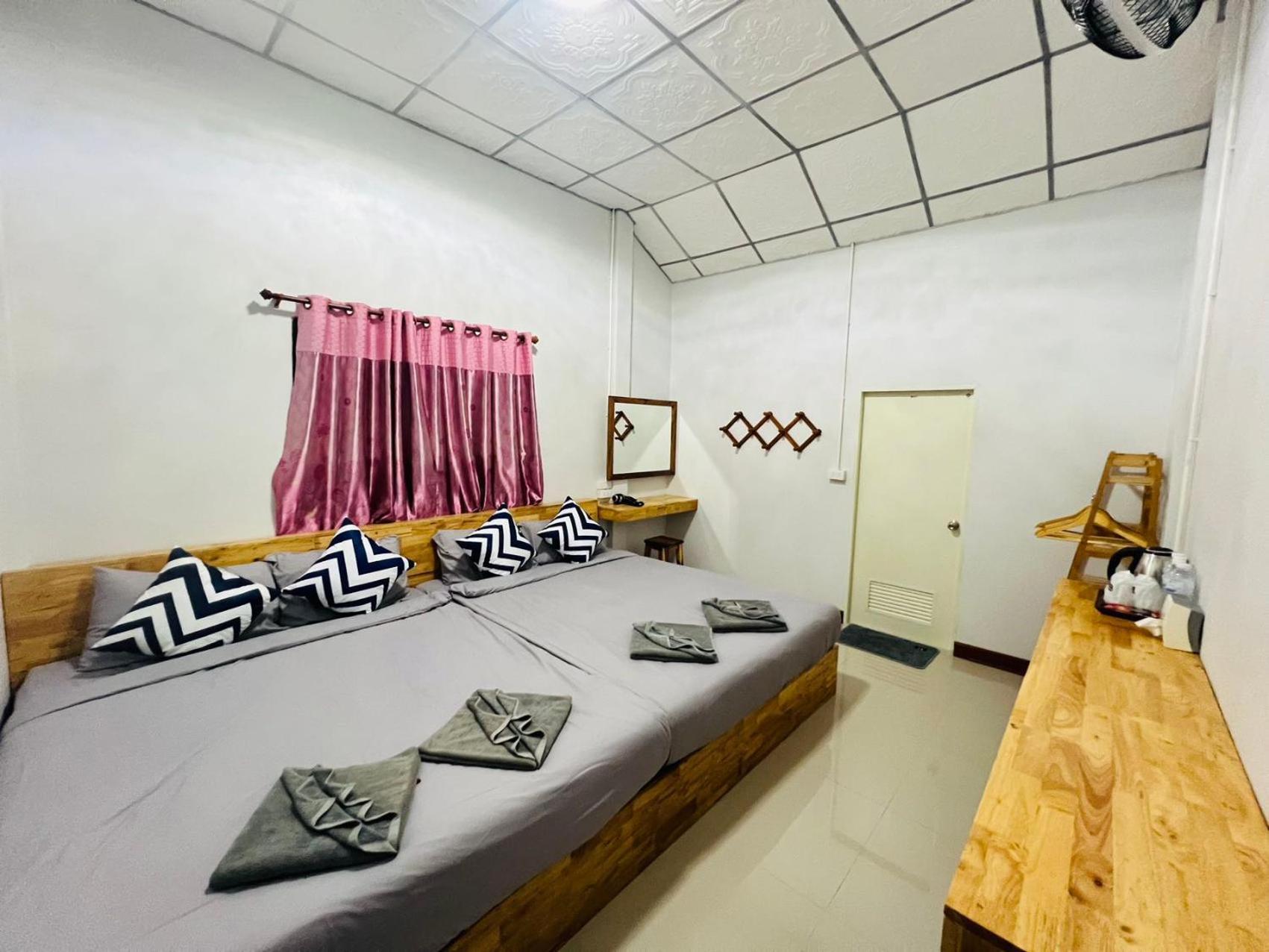 Lungwang Guest House Ban Rak Thai Exterior foto