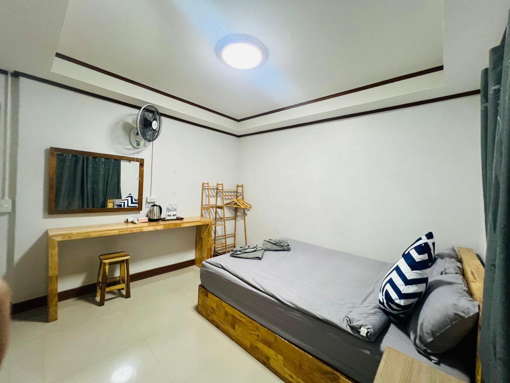 Lungwang Guest House Ban Rak Thai Exterior foto
